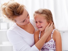 تربیت فرزند: بهانه‌گیری و پرخاشگری